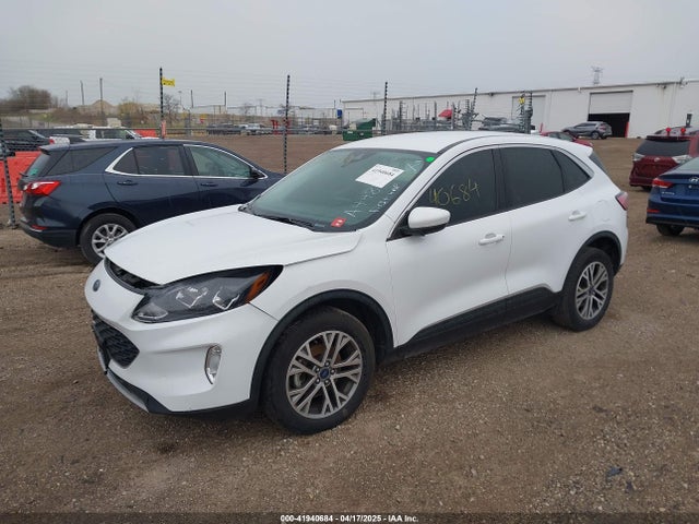 1FMCU9H9XNUA44852 Ford ESCAPE SEL