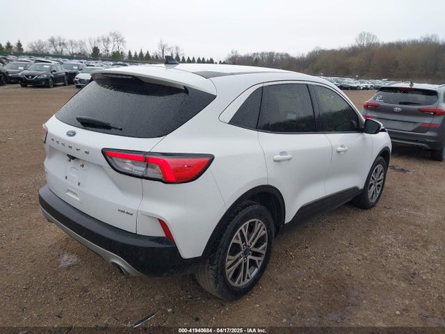 1FMCU9H9XNUA44852 Ford ESCAPE SEL