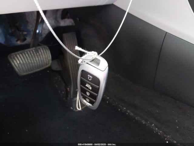 5NMJB3AE6NH027205 Hyundai TUCSON SEL