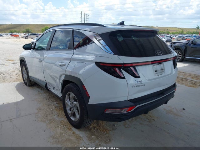 5NMJB3AE6NH027205 Hyundai TUCSON SEL