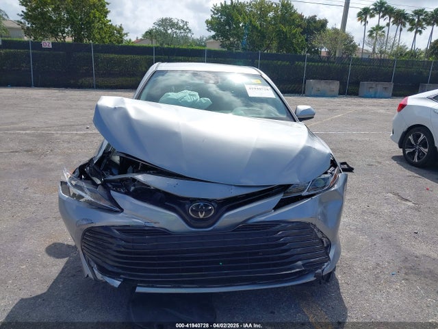 4T1B11HK4KU249720 Toyota CAMRY LE
