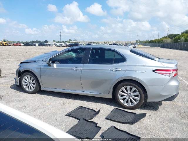 4T1B11HK4KU249720 Toyota CAMRY LE