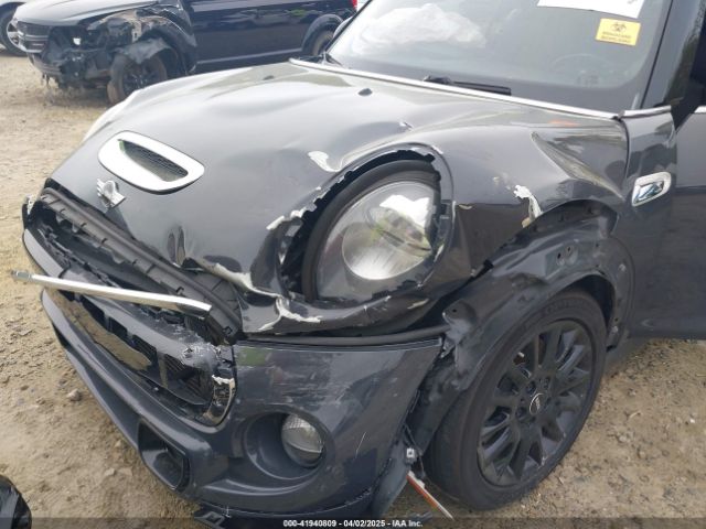 2017 MINI CONVERTIBLE WMWWG9C5XH3C22847 Photo 5