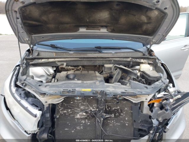 5TDZARFH9FS016919 Toyota Highlander Le