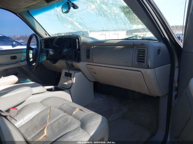 2000 GMC YUKON 1GKEK13T8YJ208472 Photo 4