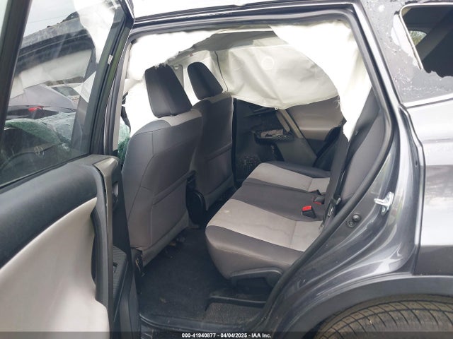 Toyota RAV4 LE 2015 2T3BFREV0FW304921 Image 8