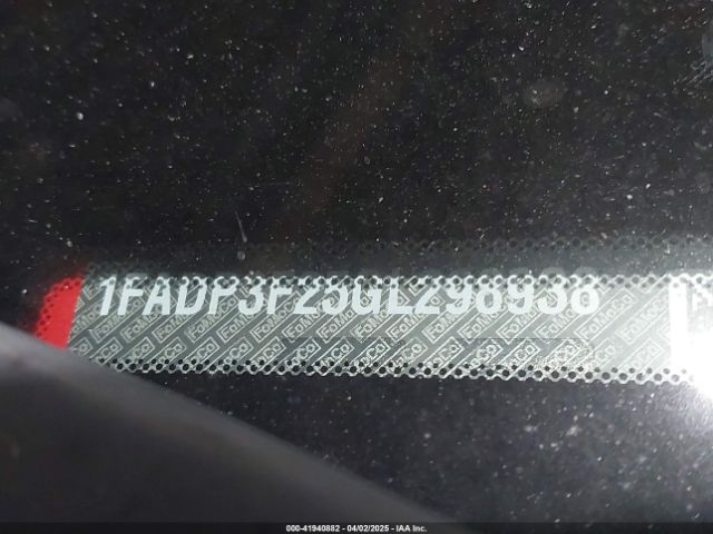 1FADP3F25GL298938 Ford FOCUS SE