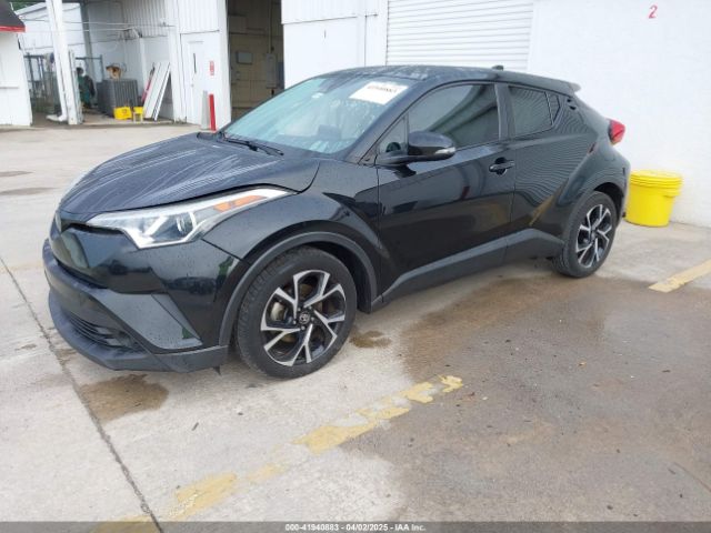 NMTKHMBX2KR094898 Toyota C-HR XLE
