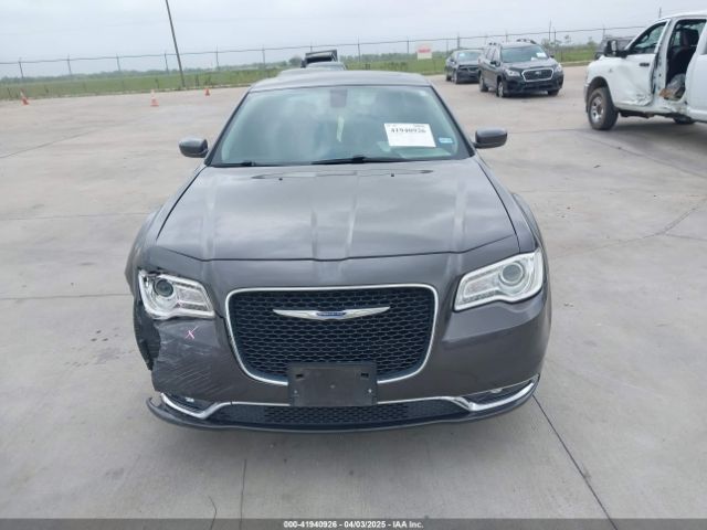 2C3CCAAG2JH320640 Chrysler 300 Touring L
