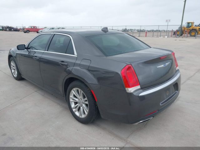 2C3CCAAG2JH320640 Chrysler 300 Touring L