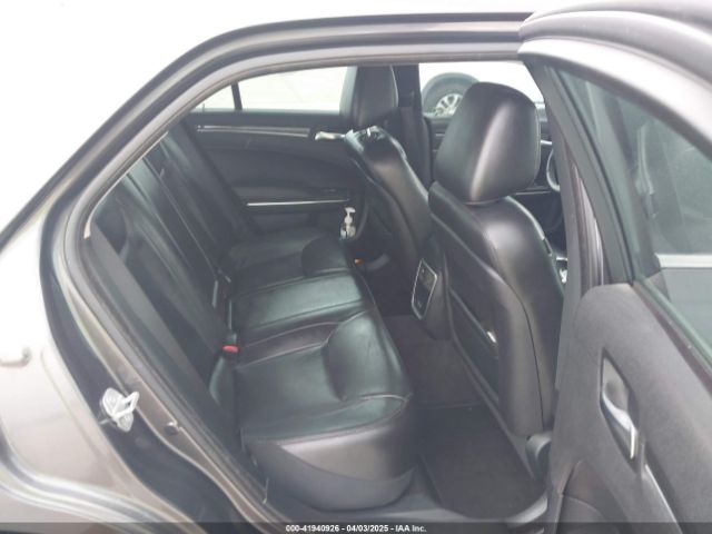 2C3CCAAG2JH320640 Chrysler 300 Touring L