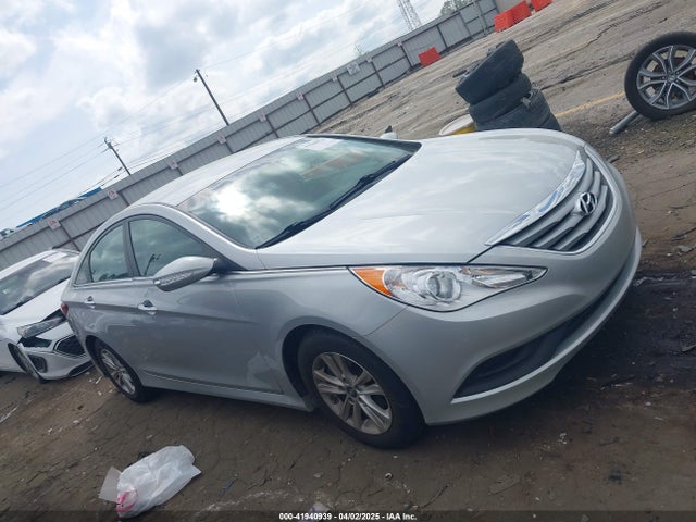 5NPEB4AC3EH943204 Hyundai SONATA GLS