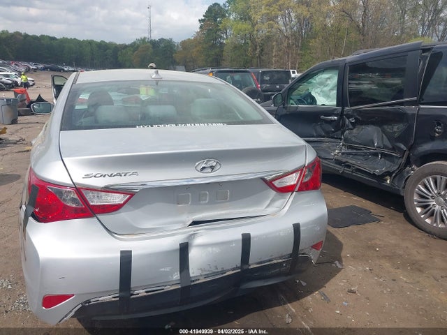 5NPEB4AC3EH943204 Hyundai SONATA GLS