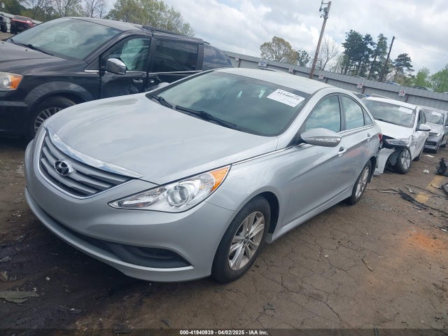 5NPEB4AC3EH943204 Hyundai SONATA GLS
