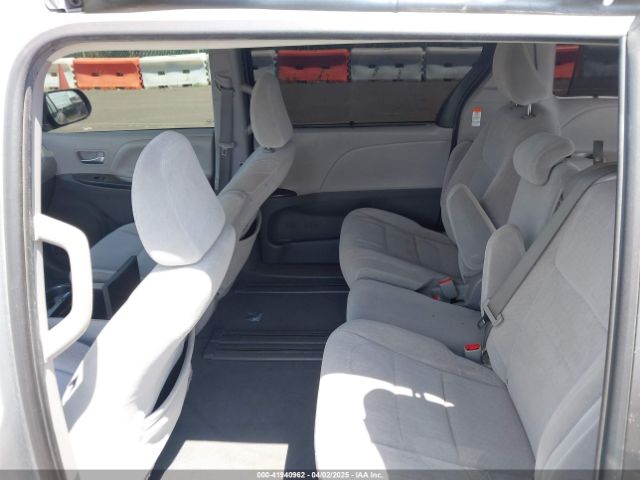 2020 TOYOTA SIENNA 5TDKZ3DC0LS052900 Photo 7
