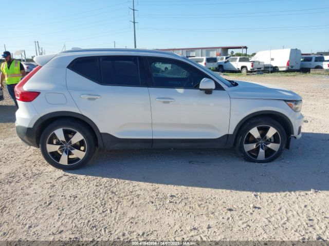 YV4162UK5M2423299 Volvo Xc40 T5 Momentum