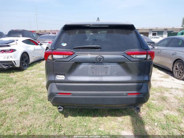 2T3H1RFVXRC259872 Toyota RAV4 LE