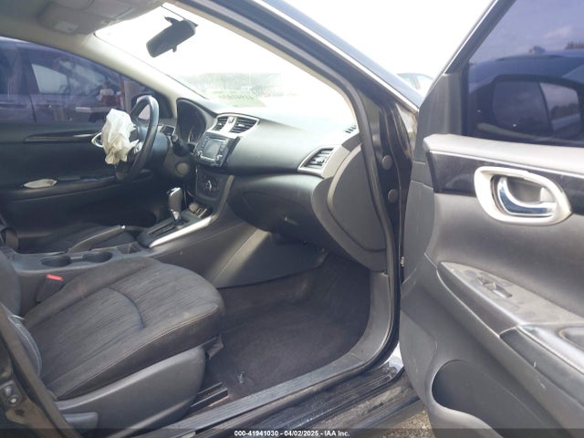 3N1AB7AP5JY211272 Nissan SENTRA SV