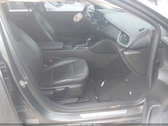 W04GM6SX8J1121848 Buick Regal Sportback Preferred Ii