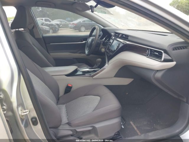 2020 TOYOTA CAMRY 4T1A11AK2LU869327 Photo 4