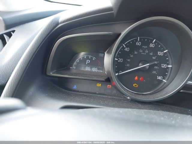 JM1DKDC7XJ0318219 Mazda Cx-3 Touring