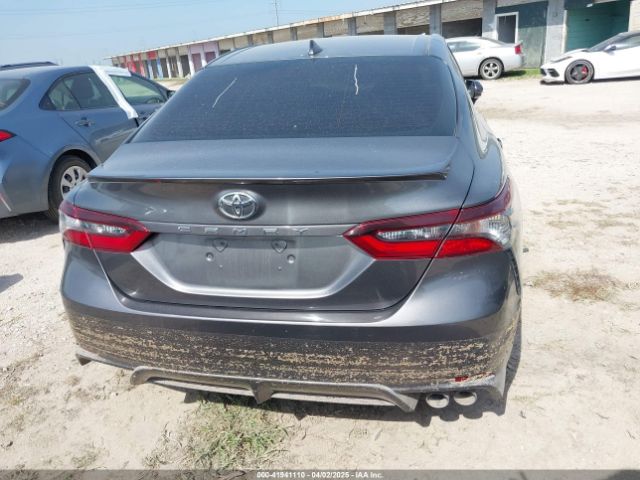 4T1G11AK8MU523827 Toyota CAMRY SE