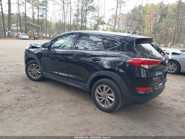KM8J23A47JU752835 Hyundai TUCSON SE