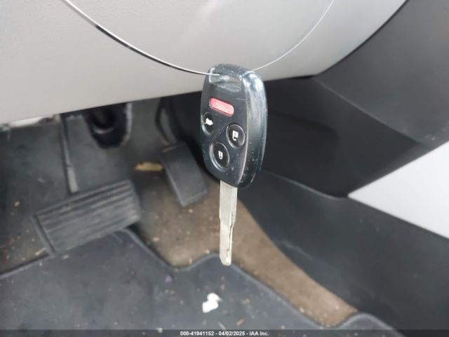 5FNYF3H21EB004222 Honda PILOT LX