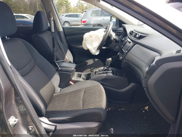 5N1AT2MV5HC848569 Nissan ROGUE SV
