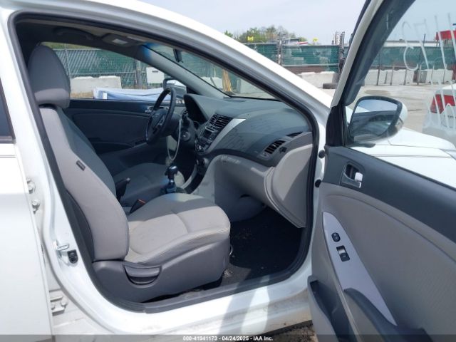 KMHCU5AE2GU249133 Hyundai Accent Sport