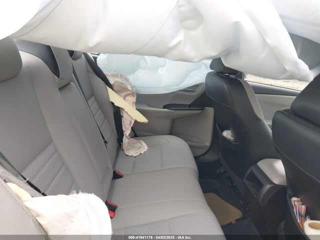 4T1BF1FK0HU321025 Toyota CAMRY SE