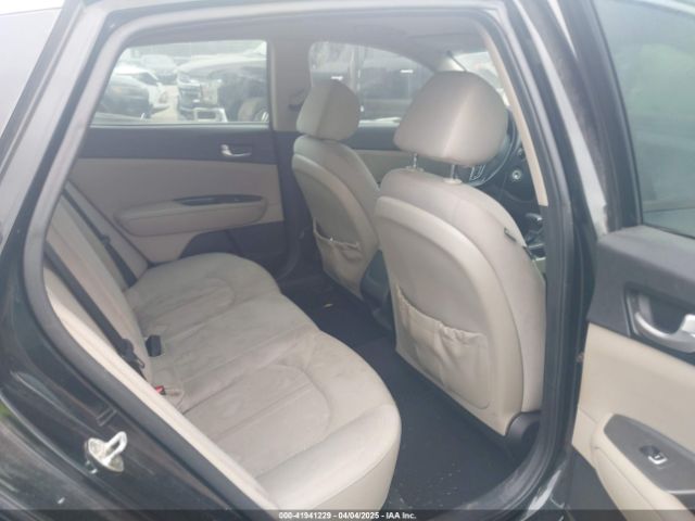 5XXGT4L35GG107198 KIA Optima Lx
