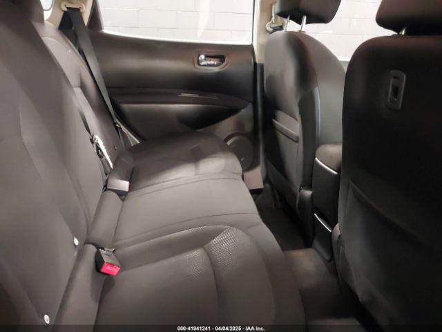 JN8AS5MV8EW720978 Nissan Rogue Select S