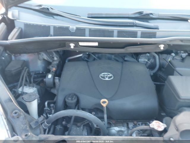5TDDZ3DC7LS244873 Toyota SIENNA XLE