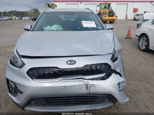 KNDCB3LC6L5395839 KIA NIRO LX