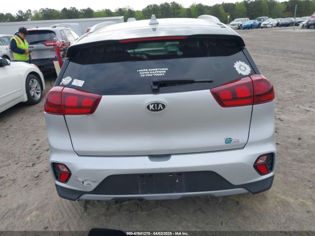 KNDCB3LC6L5395839 KIA NIRO LX