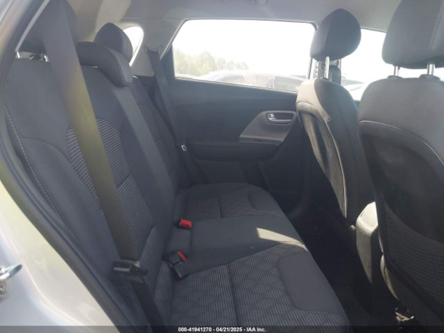 KNDCB3LC6L5395839 KIA NIRO LX