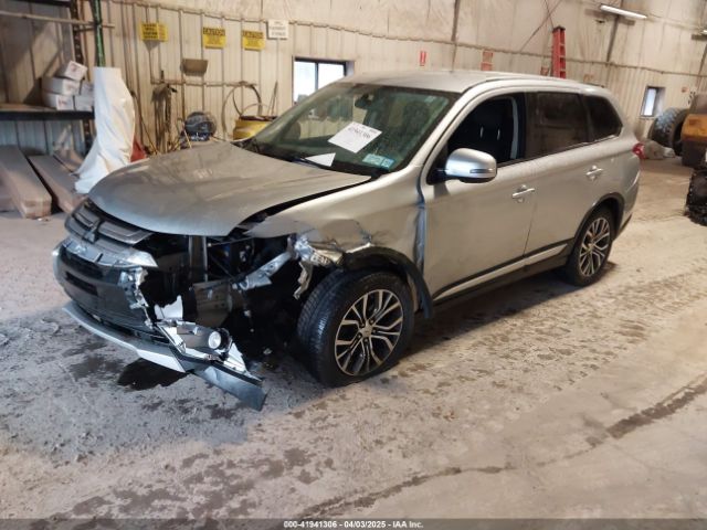 JA4AD3A38GZ003649 Mitsubishi Outlander Se