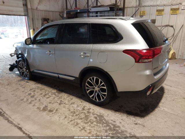 JA4AD3A38GZ003649 Mitsubishi Outlander Se