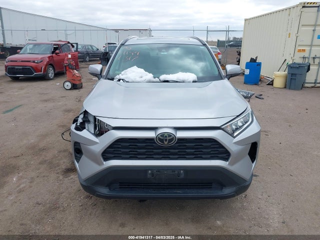 2T3P1RFV0KW083463 Toyota Rav4 Xle