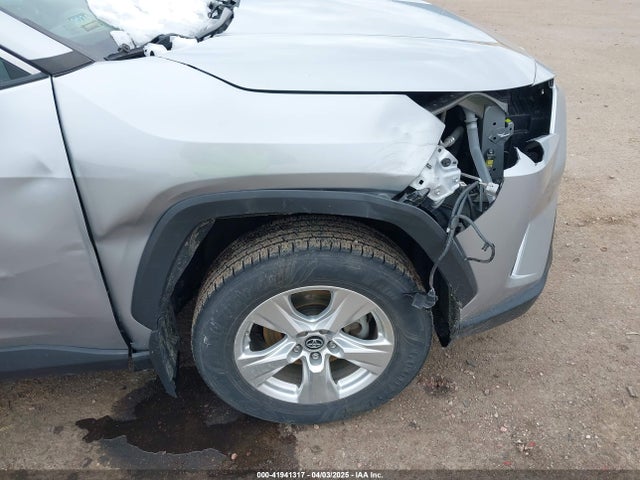 2T3P1RFV0KW083463 Toyota Rav4 Xle