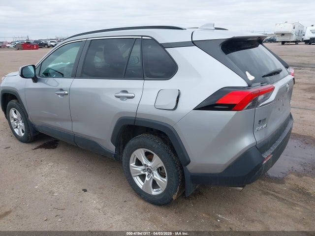 2T3P1RFV0KW083463 Toyota Rav4 Xle