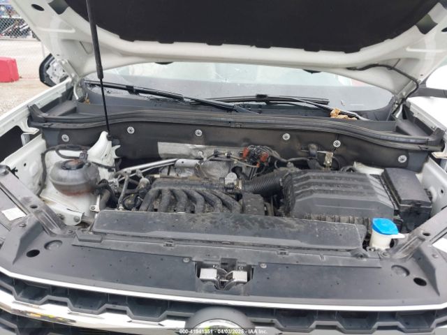 1V2YR2CA8KC623858 Volkswagen Atlas 3.6l V6 Se W/technology R-line