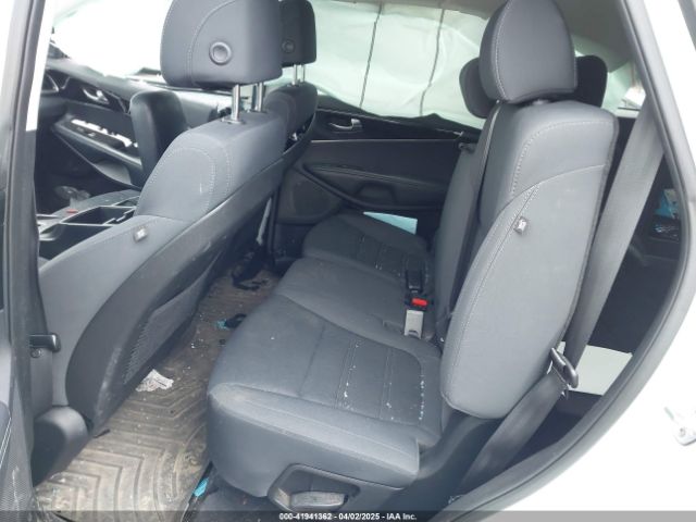 5XYPGDA30HG203924 KIA Sorento 2.4l Lx