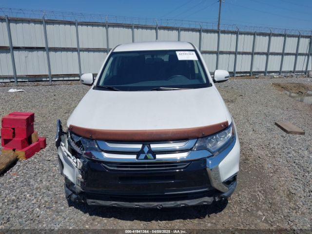 JA4AD3A34HZ067317 Mitsubishi Outlander Se