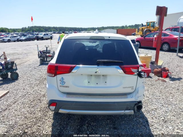 JA4AD3A34HZ067317 Mitsubishi Outlander Se