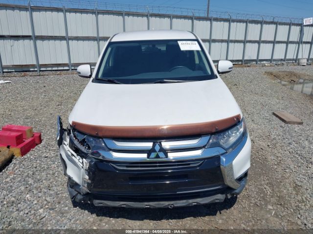 JA4AD3A34HZ067317 Mitsubishi Outlander Se
