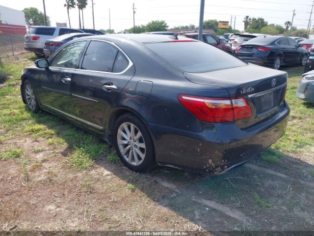 2011 LEXUS LS 460 JTHCL5EF8B5011217 Photo 2