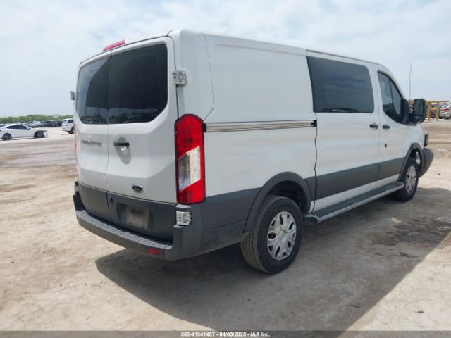 1FTYR1YM1JKA98581 Ford Transit-250