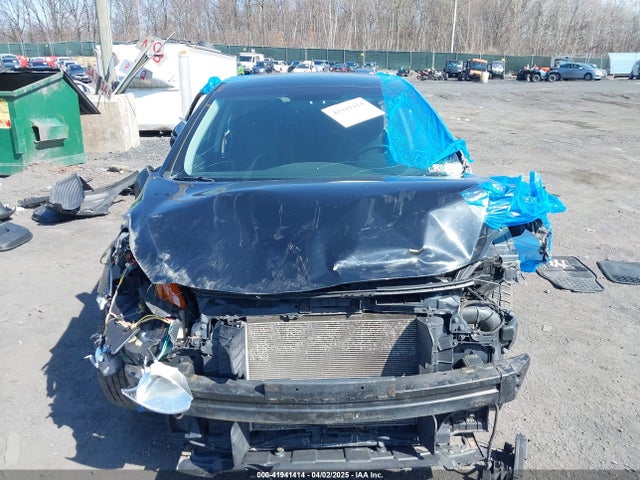 KMHD35LHXGU325972 Hyundai ELANTRA GT